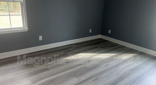 Photo - 943 Patton Cir