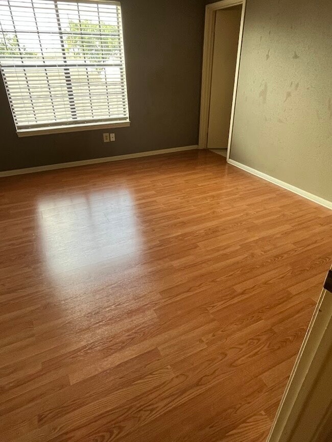 dormitorio de arriba #2 - 1178 Green Meadow St