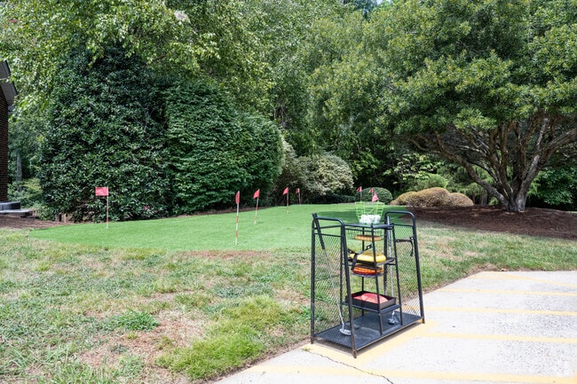 Putting Green - Alamance Reserve