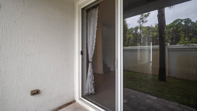 Photo - 6919 Pines Cir