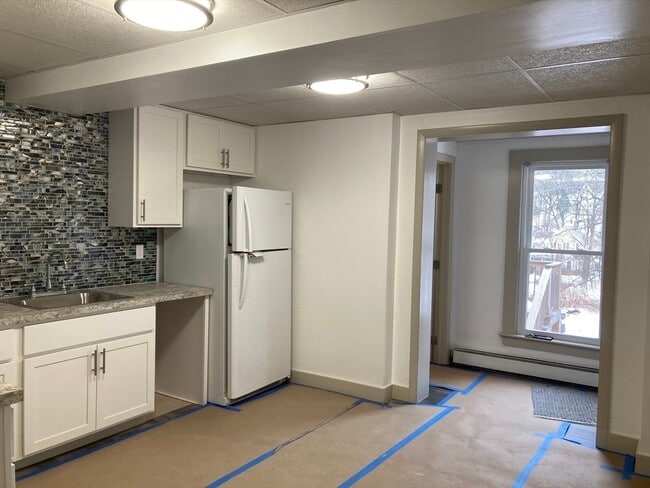 Photo - 32 W Main St Unidad 202