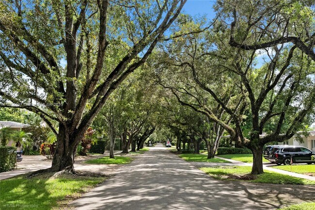 Photo - 1545 Siena Ave