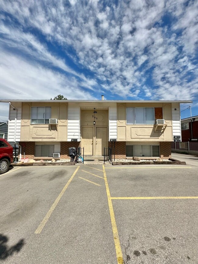 Building Photo - 259 E 5900 S Unit 1 Rental