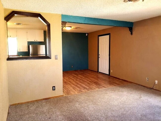 Photo - 1503 College Ave