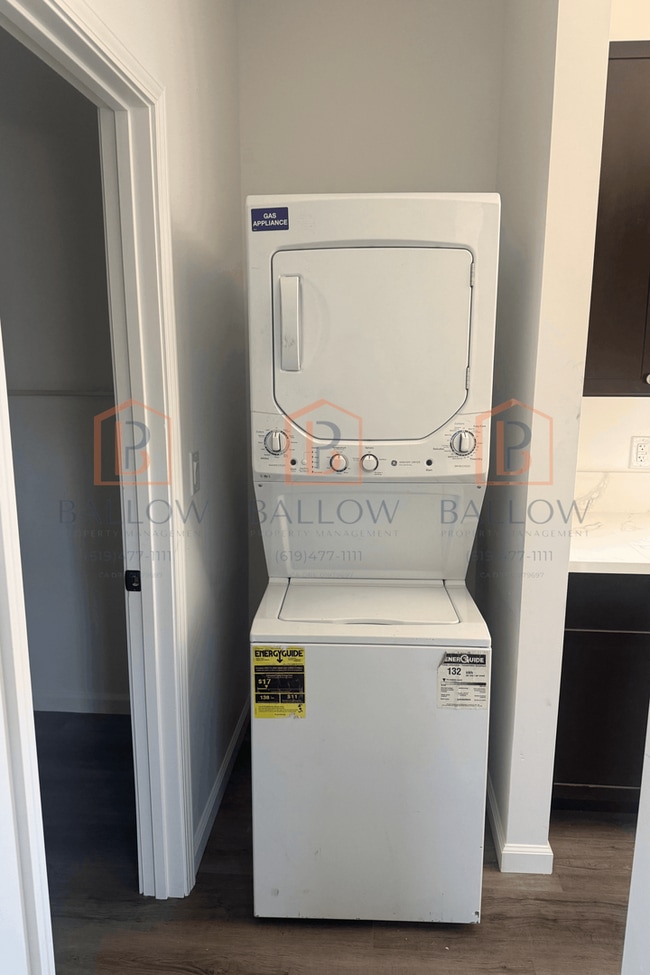 Photo - 10045 Woodpark Dr Unit 10047