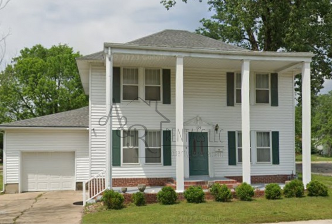 Building Photo - 109 E Williams St Rental