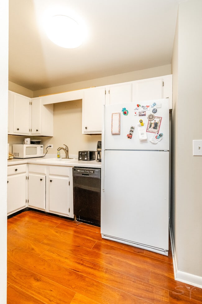 Photo - 607 W Wrightwood Ave Unit 513