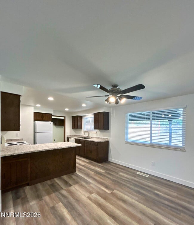 Photo - 1530 Severn Dr