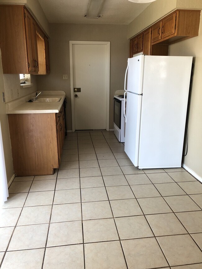 Photo - Three Bedroom Two Bath Home for Lease - Me...