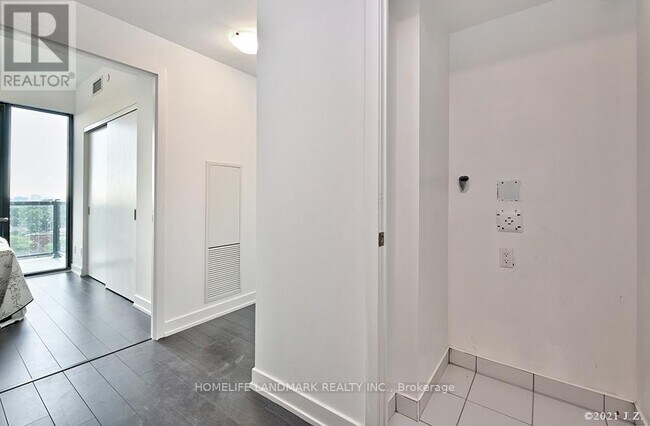 Photo - 2799 Kingston Rd Unit 915