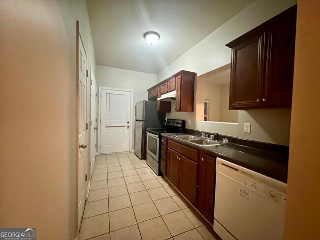 Photo - 1005 Mill Creek Way