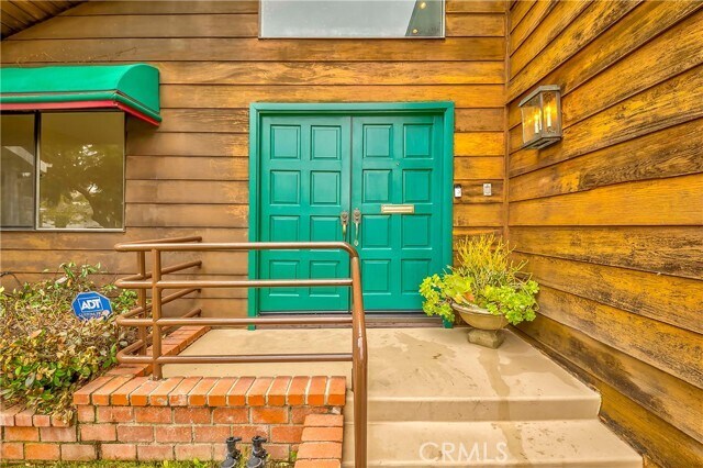 Photo - 1113 Steinhart Ave