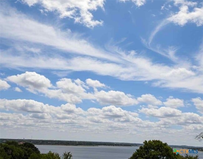 Photo - 7255 Woodlake Cir