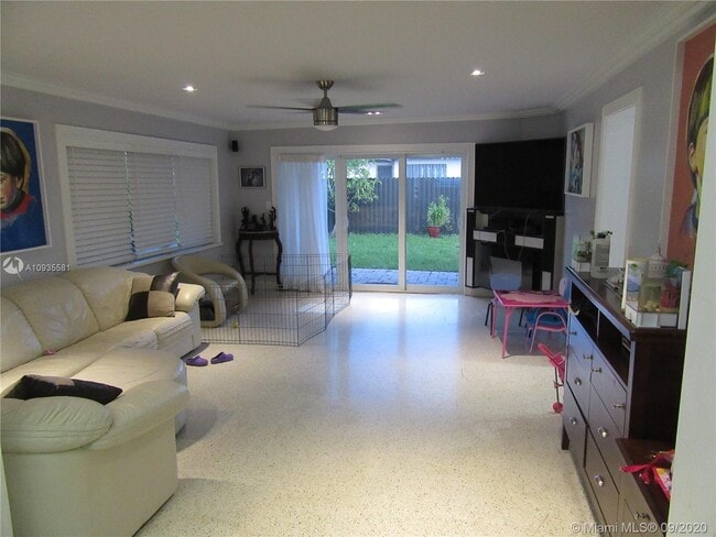 Photo - 140 NW 190th St