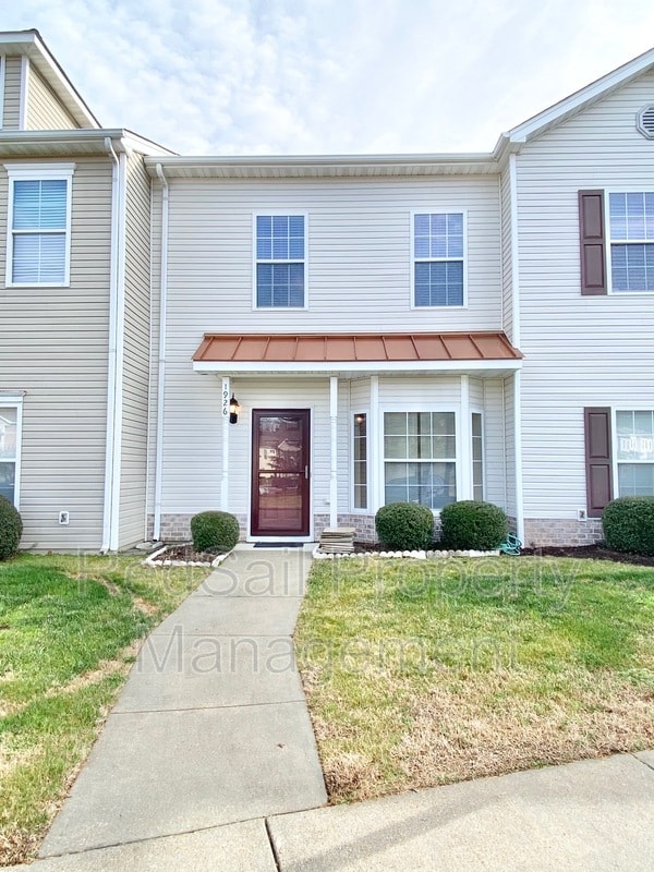 Building Photo - 1926 Algonquin Trail