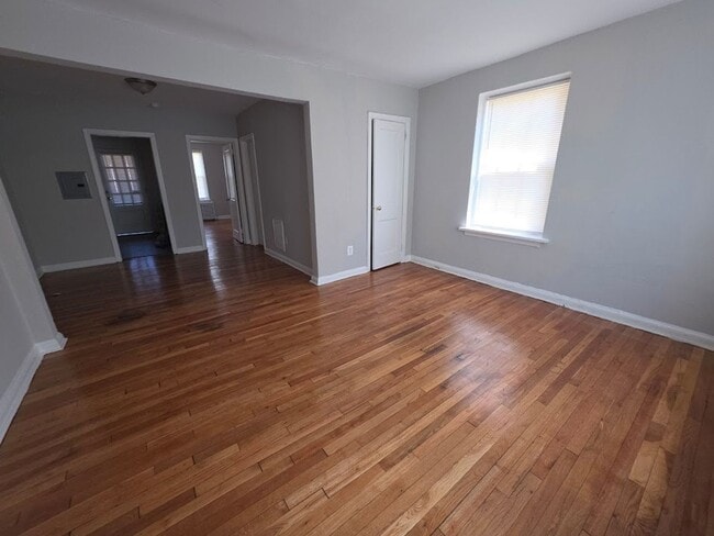 Building Photo - 3314 East Capitol St NE Unit A