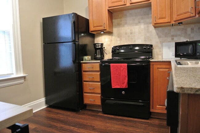 Building Photo - 3545 Edwards Rd Unit #2 Rental