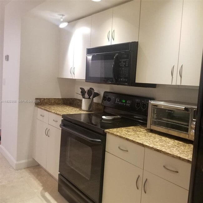 Photo - 6917 Collins Ave Unit 408