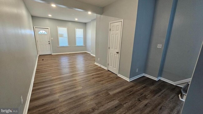 Building Photo - 2805 Erdman Ave