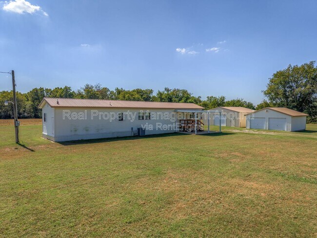 Photo - 4608 E 472 Rd