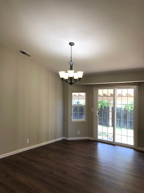 Photo - 2158 Robailey Dr