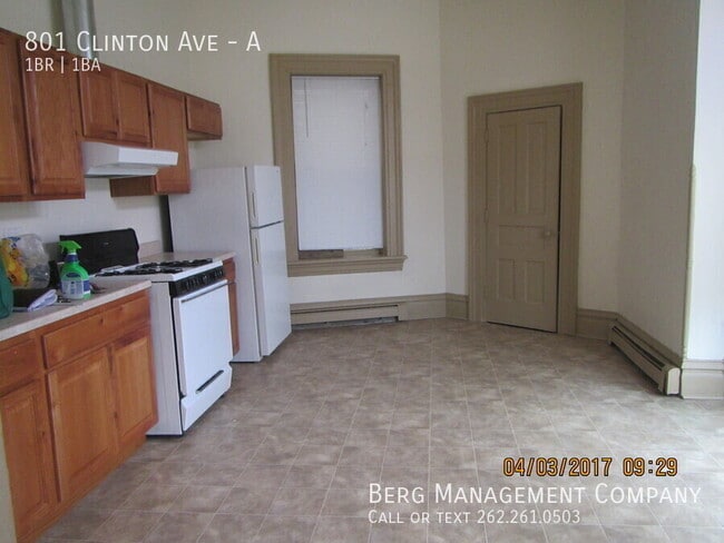 Building Photo - 801 Clinton St Unit A