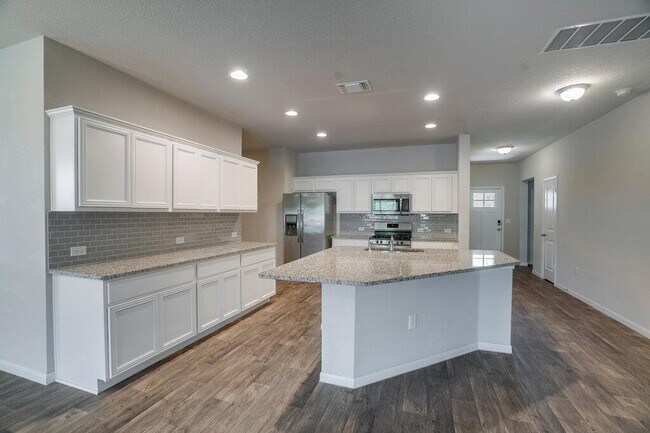 Photo - 13804 Cantarra Dr