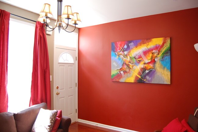 Photo - 2105 Kimball St