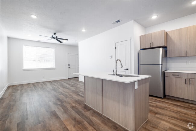 2BR, 2.5BA - 1,150SF - Kitchen / Dining Room