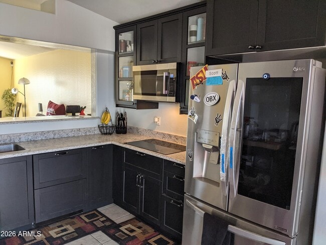 Photo - 2536 E McArthur Dr
