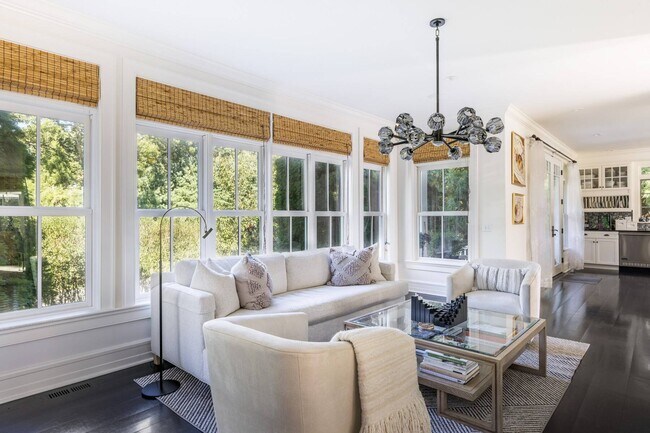 Photo - 29 Morris Cove Ln