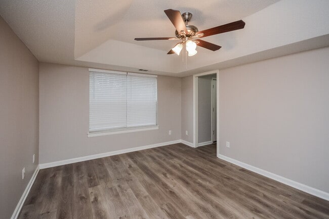 Photo - 5490 Northcut Dr