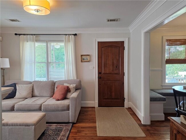 Photo - 2076 Anderson Dr SE