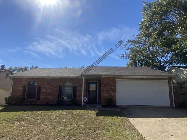 Building Photo - 7124 Nutmeg Ln Rental