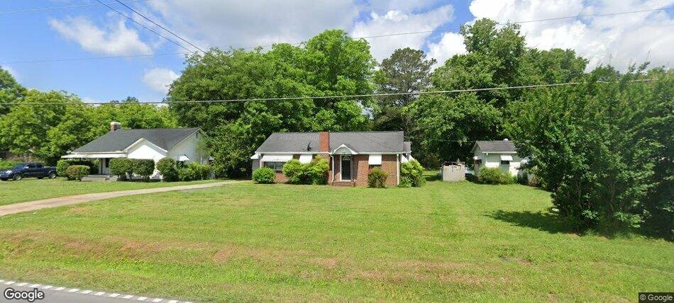 Photo - 3305 Calhoun Rd NE
