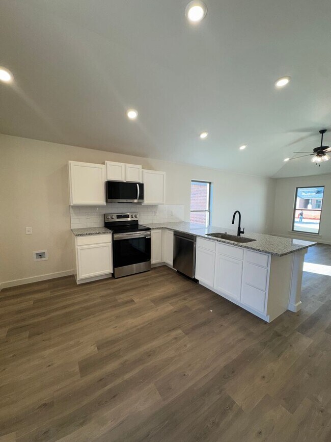 Photo - Brand New Construction 2025 3/2/2 in Homestead!!! 1/2 off special 1st month's ren