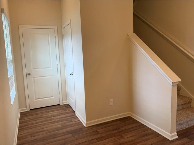 Photo - 788 Independence Ave