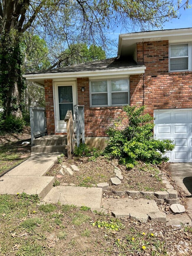 Building Photo - 518 E Short Ave Unit 516 E Short Ave Rental