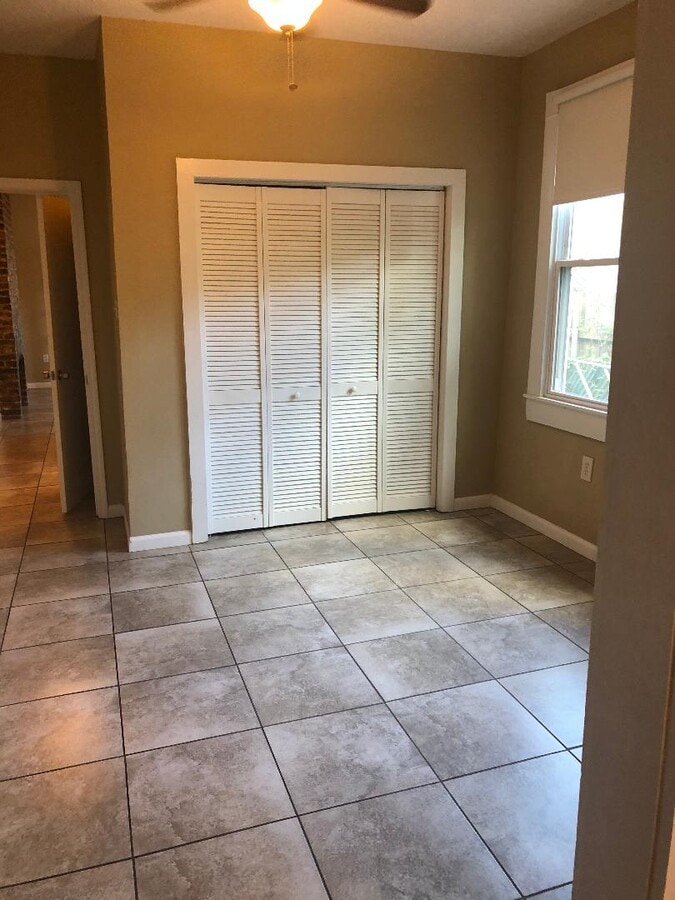 Photo - 5645 Charles Pl Unidad 5645