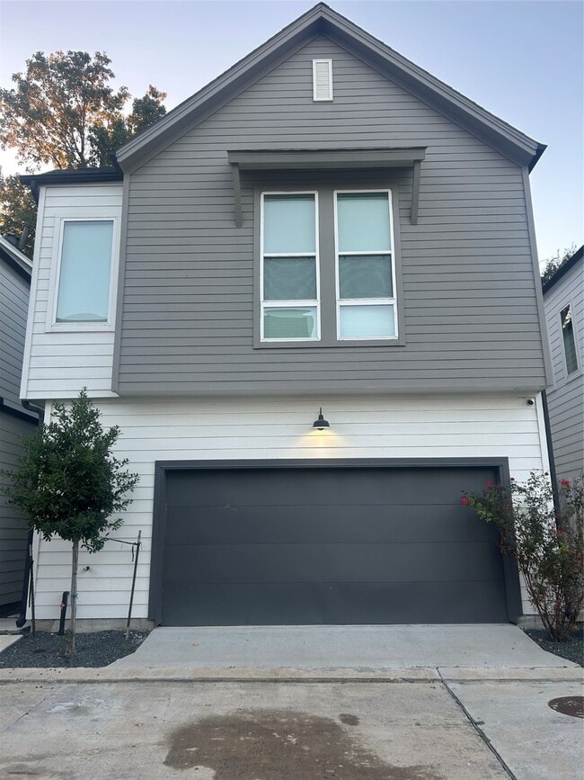 Building Photo - 4605 Lavatera St