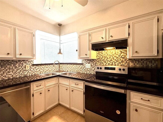 Photo - 13222 Pebblewalk Cir N