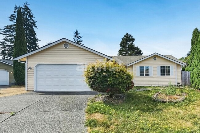 Building Photo - 1025 89th Ave SE