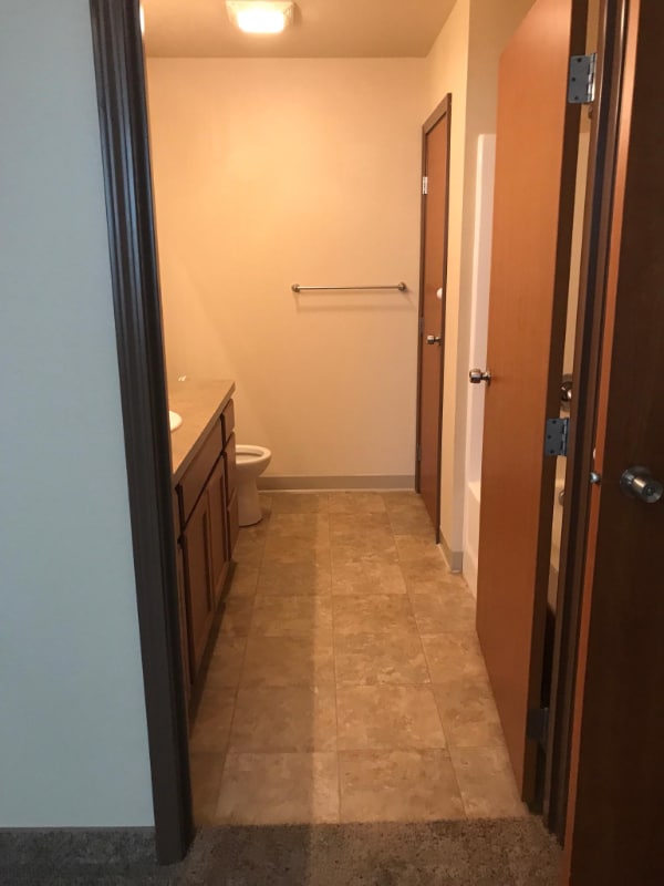 Photo - 1420 36th Ave NE Unidad 8