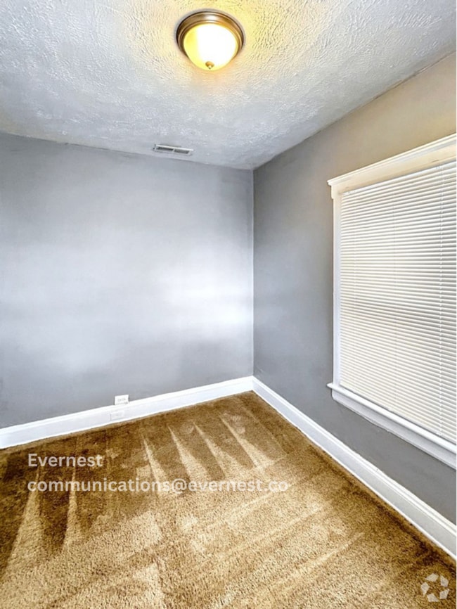Building Photo - 5806 Bonna Ave Rental