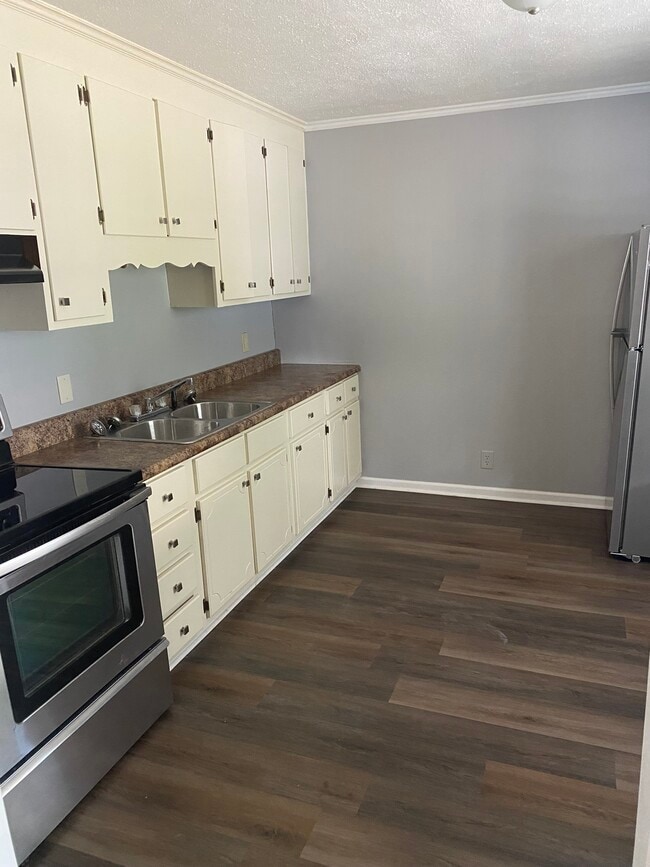 Photo - Legacy at Louisville (Two Bedroom Flats