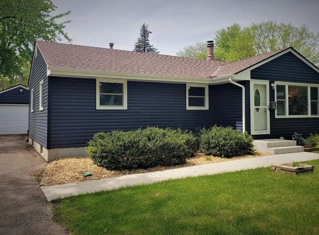 Photo - 1031 Sumter Ave N
