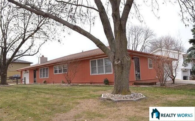 Building Photo - 5501 S 38th St Unit 3745 Wildbriar Rental