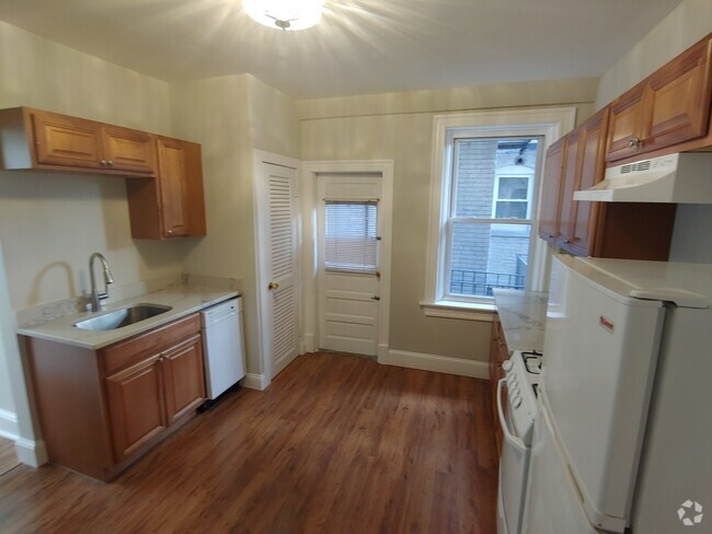 Building Photo - 242 Hemenway St Rental