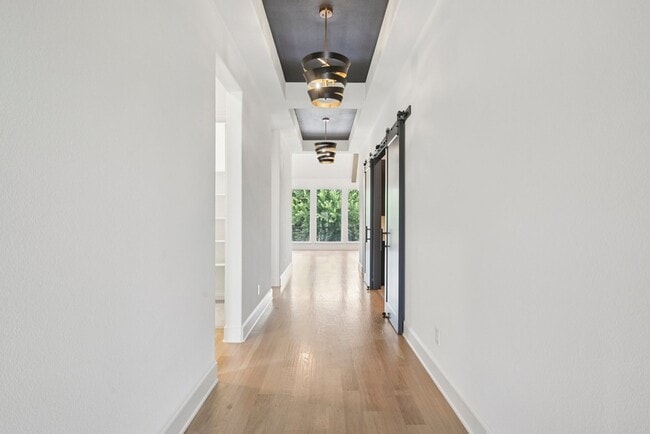Photo - 1732 Dame Lori Ln