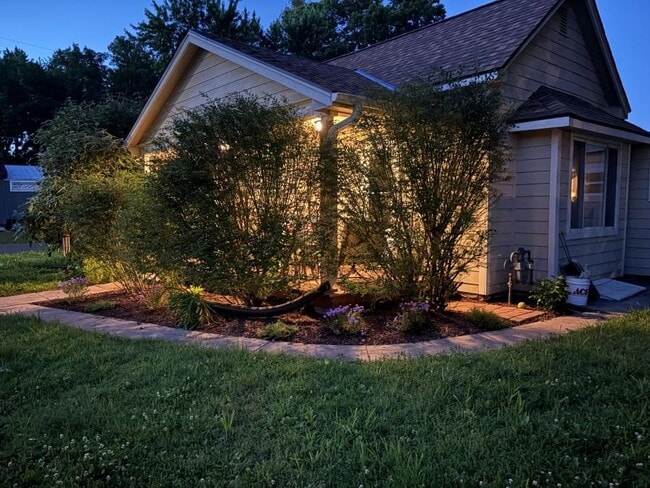 Photo - 246 N 8th St